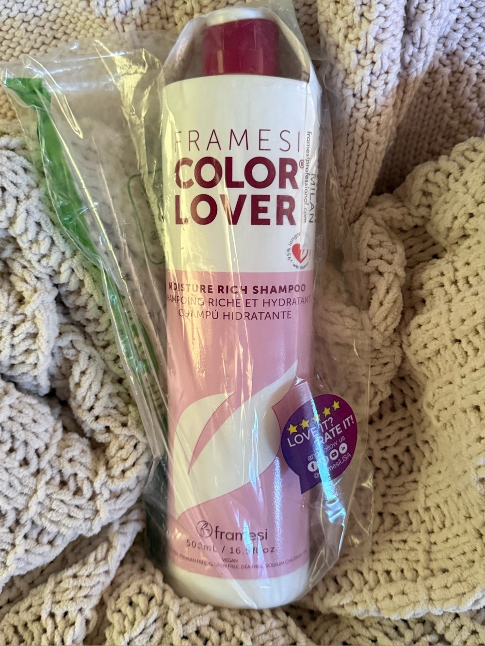 Benefit Gimme Brow+ Tinted Brow Gel - Pink Packaging